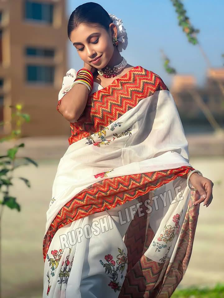 Floral Tradition | Semi Muslin Silk Saree