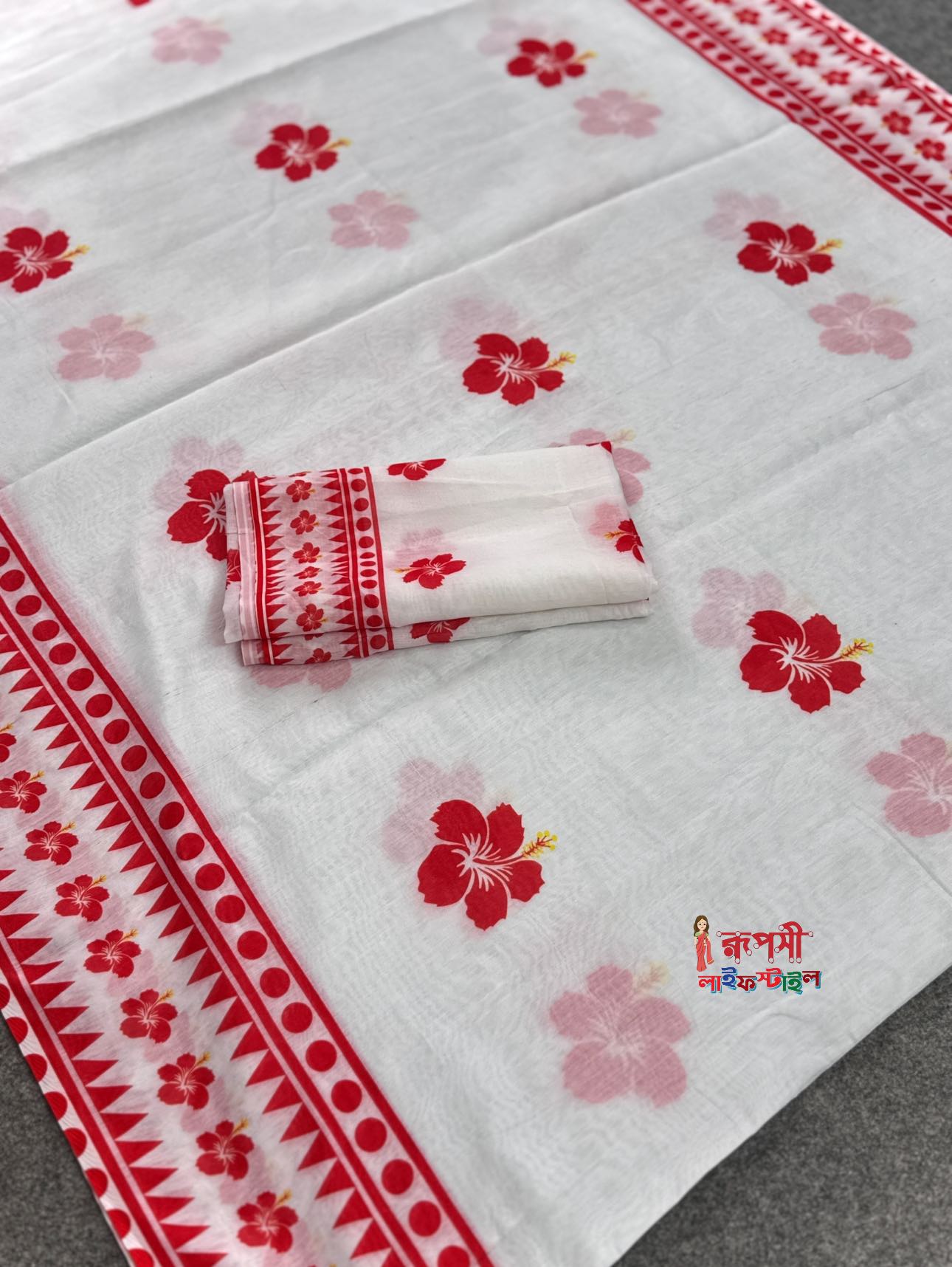 লাল জবা - আলপনা পূজার শাড়ি